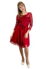 rdeča čipkasta obleka